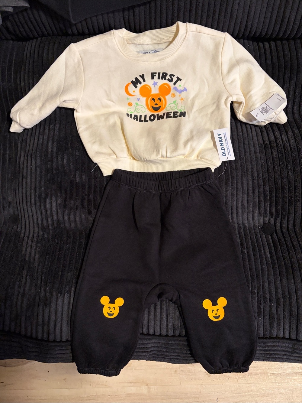 My first Halloween sweatsuit Disney x Old Navy